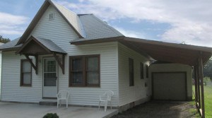 1004 Sunnyslope Street, Emporia, KS — 2 Bedroom, 1 Bath House for Rent